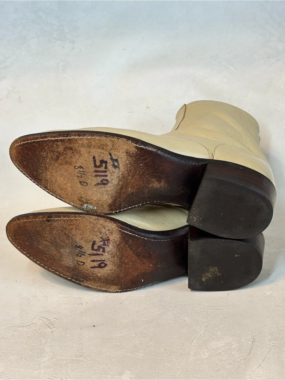 Dan Post Vintage Retro Cream Leather Ankle Boots, size 8.5